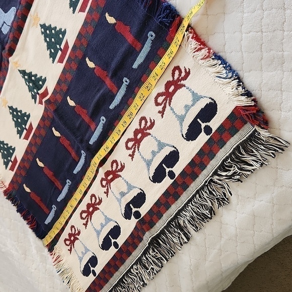 New Carpet Throw Christmas With fringe Hem Holidays Decor Vintage - Picture 10 of 11